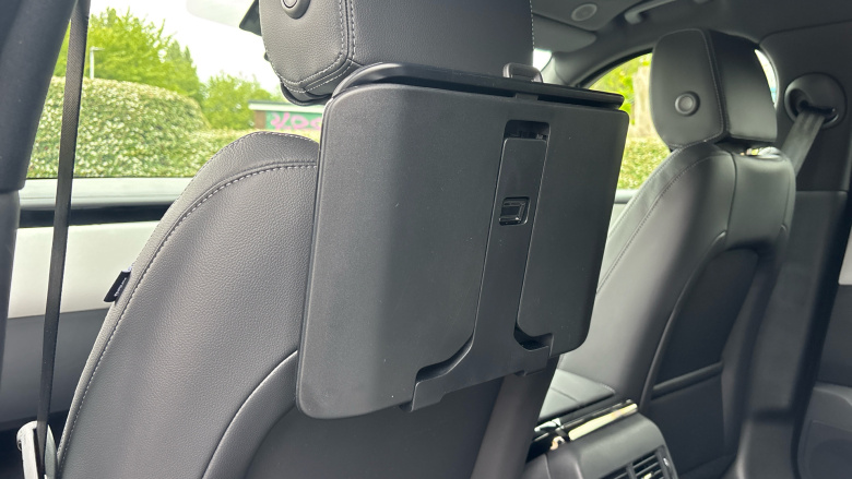 Land Rover Range Rover Velar 2.0 D200 MHEV Belgravia Edition 5dr Auto Diesel Estate